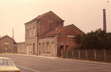 ELLEZELLES  77-176.jpg